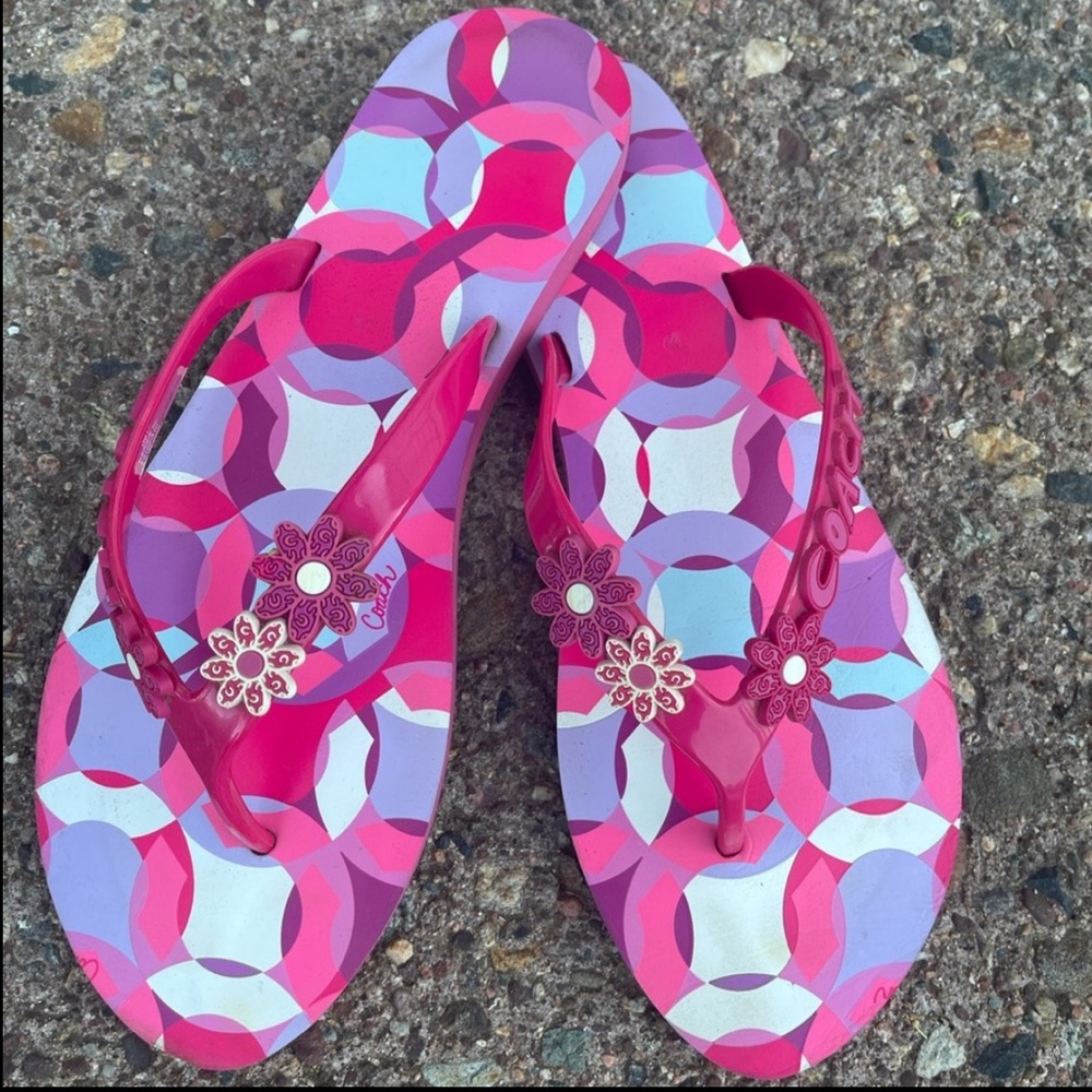 Coach flip flops